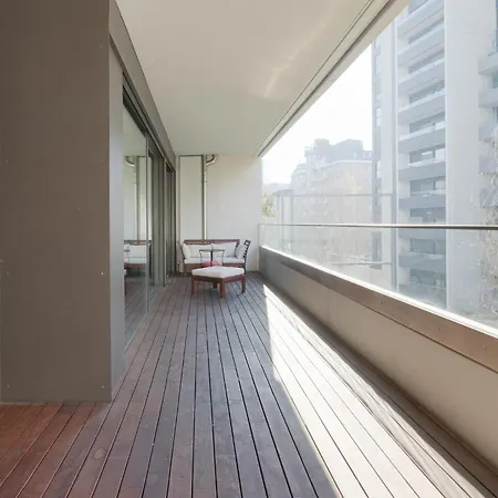 Modern With Balcony In Portello District 公寓
